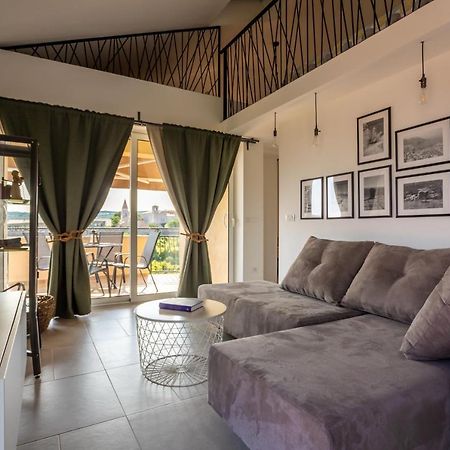 Franko & Ana Apartments クルク エクステリア 写真