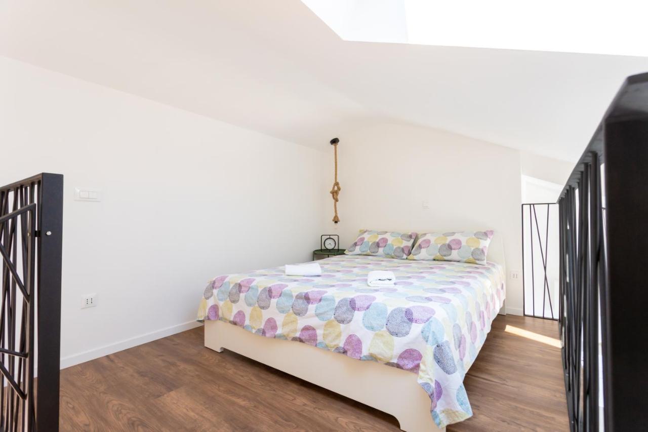 Franko & Ana Apartments クルク エクステリア 写真